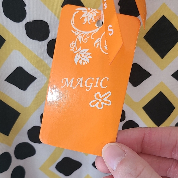 NWT Magic Yellow Black Maxi Length Strappy Mix Print Sleeveless Dress Size Small - Picture 4 of 6